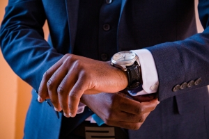 Sleek and Stylish: Men’s Watch Designs for Modern Aesthetics Sleek and Stylish: Men’s Watch Designs for Modern Aesthetics